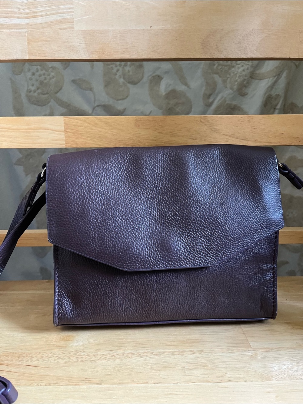 Defining movement by Clarks. Women's Pebbled Leather Crossbody Bag - wine color